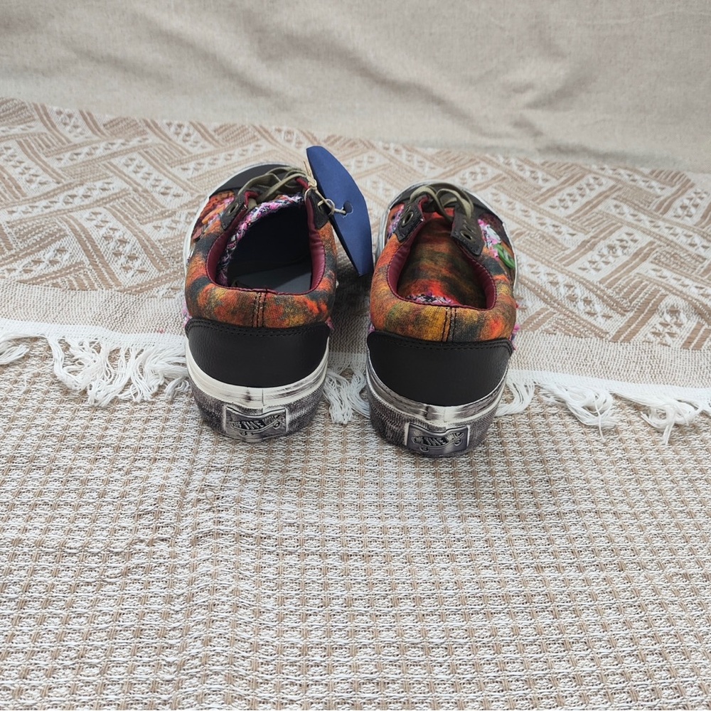Vans Multicolor Canvas Low-Top Sneakers with Black Toe - Picture 4 of 7